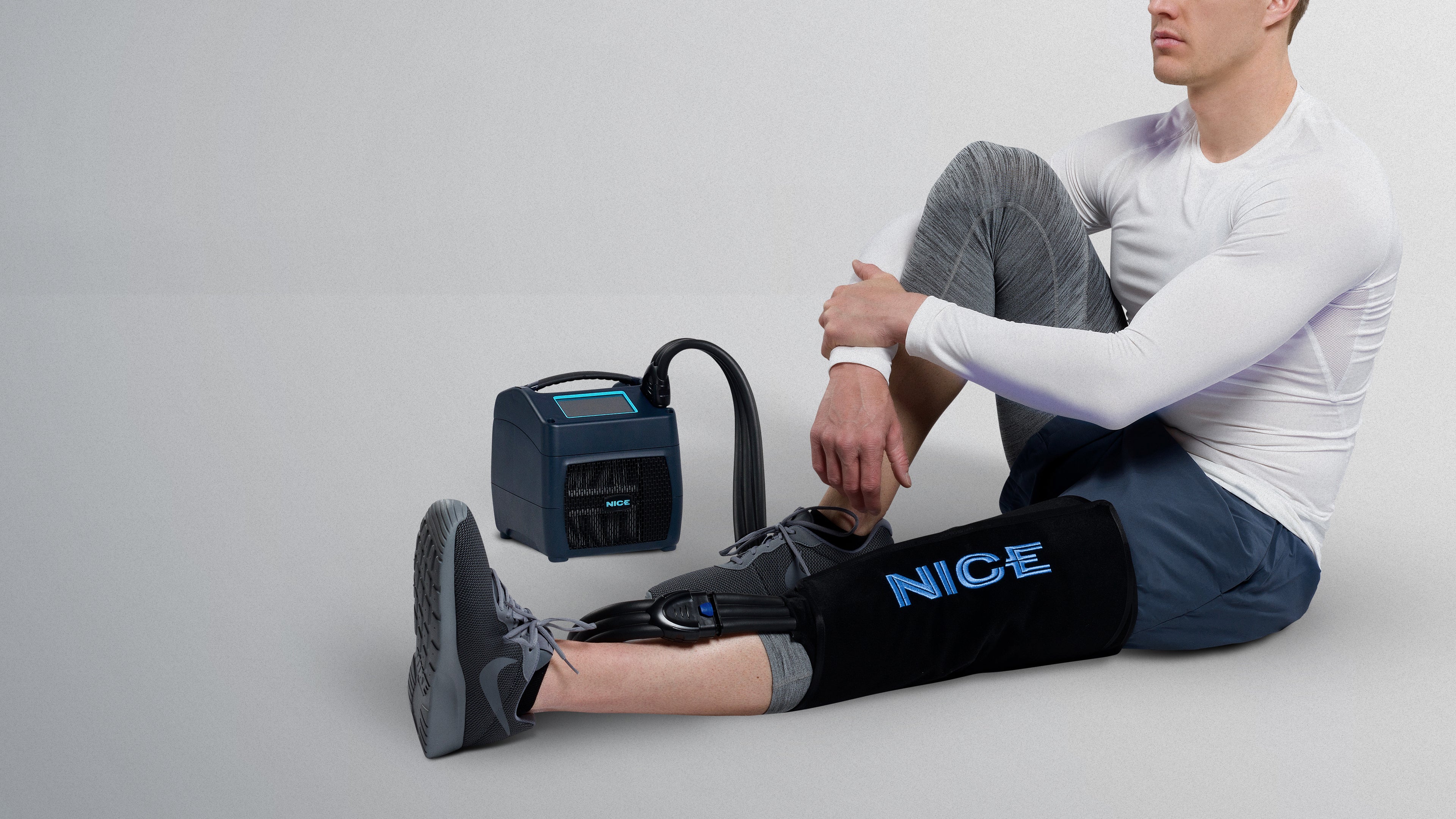 Straight Knee Therapy Wrap
